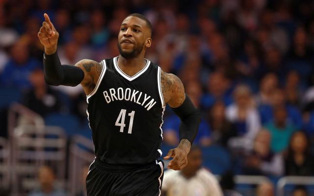 体育官方：尤文图斯与法国中场拉比奥特续约一年