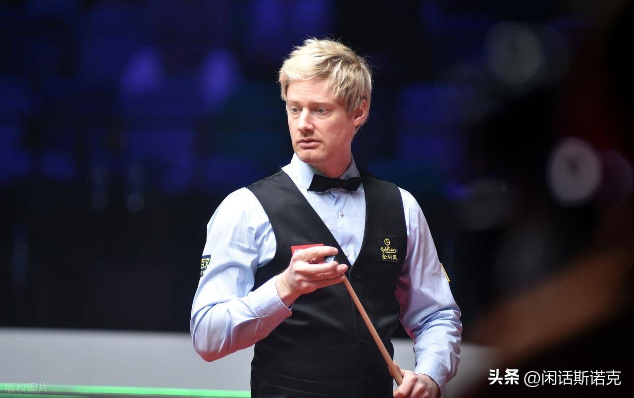 奥布拉克：我和阿尔瓦雷斯谈了，他也不太明白发生了什么.